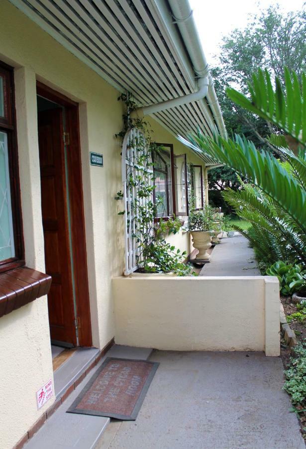 Chez Nous Bed And Breakfast & Self Catering دندي المظهر الخارجي الصورة